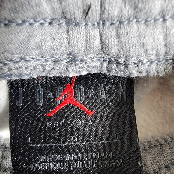 Jordan Gray Sweatpants with Black Details - Picture 3 of 6